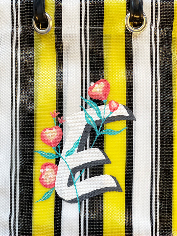 Cabas VIBALA (jaune/noir/blanc) avec initiales peintes à la main par l’artiste PATO / A / E / L / S